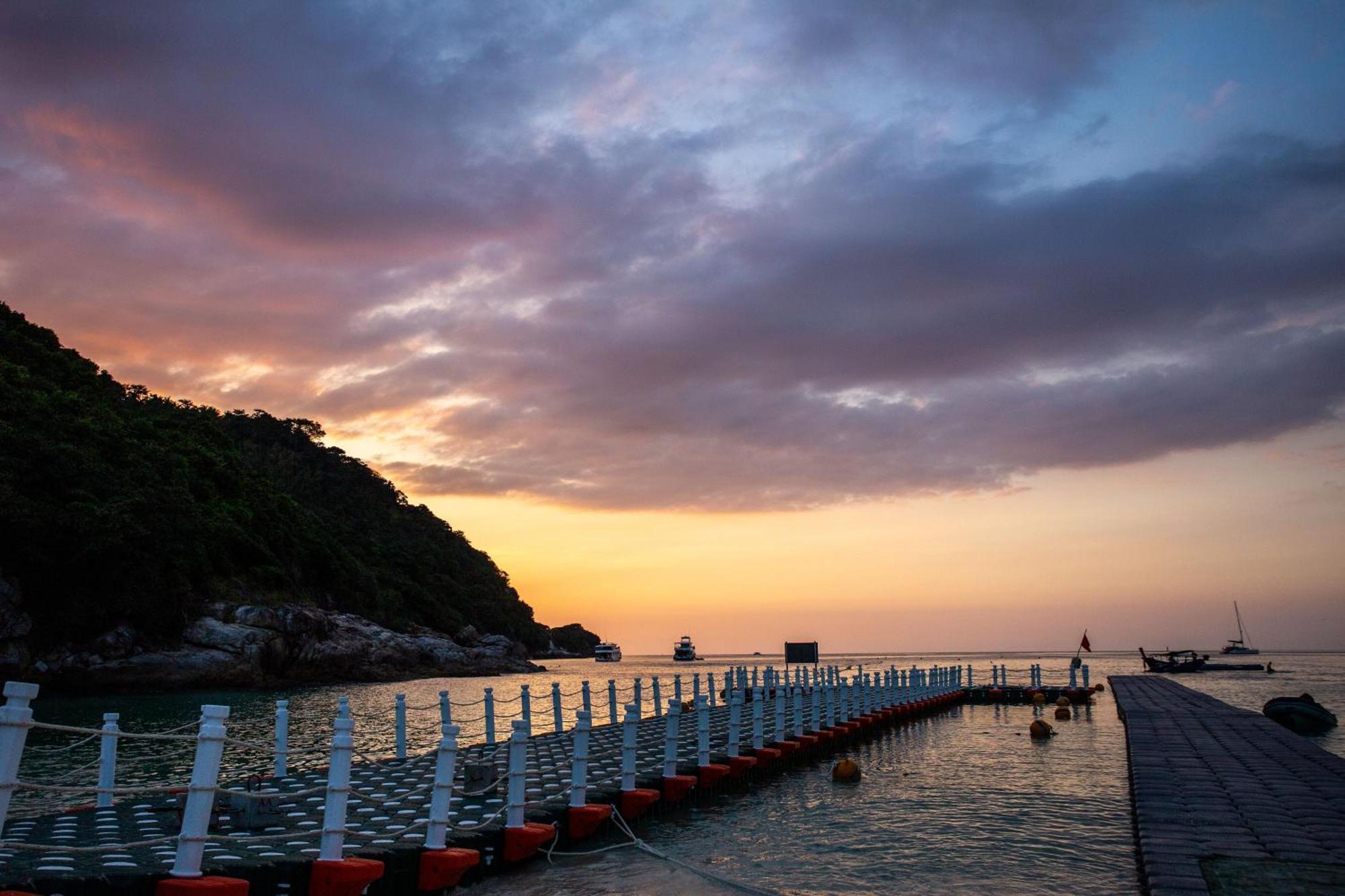 Ban Raya Resort And Spa Ko Racha Yai Екстериор снимка