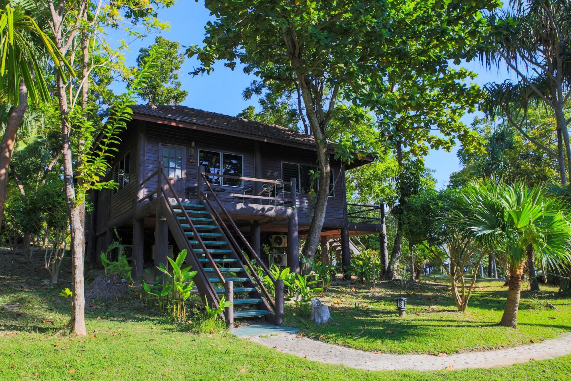 Ban Raya Resort And Spa Ko Racha Yai Екстериор снимка